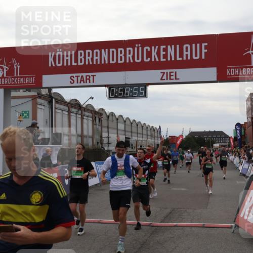 03.10.2025 - Köhlbrandbrückenlauf Julia Fischer http://msf.ph/oto/9025497 03.10.2025 15:58:55 Ziel 7017, 7081, 7086, 7101, 7117, 7120, 7176, 7182, 7238, 7244, 7256, 7356, 7737, 9086, 9186, 9187, 9195, 9196, 9197, 9398, 9512, 9582, 9750 meine-sportfotos.de
