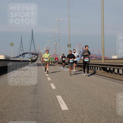 03.10.2025 - Köhlbrandbrückenlauf Fabian Wolf http://msf.ph/oto/9025511 03.10.2025 09:41:47 Position 3  meine-sportfotos.de