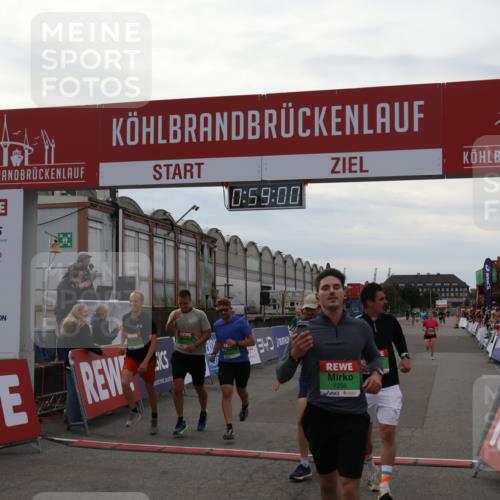 03.10.2025 - Köhlbrandbrückenlauf Julia Fischer http://msf.ph/oto/9025543 03.10.2025 15:59:00 Ziel 7081, 7086, 7101, 7109, 7117, 7120, 7182, 7238, 7244, 7256, 7356, 7737, 9086, 9186, 9187, 9195, 9196, 9197, 9370, 9398, 9512, 9750 meine-sportfotos.de