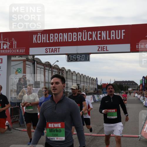 03.10.2025 - Köhlbrandbrückenlauf Julia Fischer http://msf.ph/oto/9025552 03.10.2025 15:59:01 Ziel 7081, 7086, 7101, 7109, 7117, 7120, 7182, 7238, 7244, 7256, 7356, 7737, 9086, 9186, 9195, 9196, 9197, 9370, 9398, 9512, 9750 meine-sportfotos.de