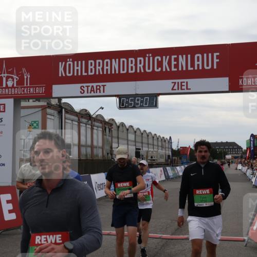 03.10.2025 - Köhlbrandbrückenlauf Julia Fischer http://msf.ph/oto/9025556 03.10.2025 15:59:01 Ziel 7081, 7086, 7101, 7109, 7117, 7120, 7182, 7238, 7244, 7256, 7356, 7737, 9086, 9186, 9195, 9196, 9197, 9370, 9398, 9512, 9750 meine-sportfotos.de