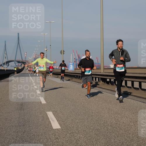 03.10.2025 - Köhlbrandbrückenlauf Fabian Wolf http://msf.ph/oto/9025565 03.10.2025 09:41:50 Position 3 1184, 0 meine-sportfotos.de