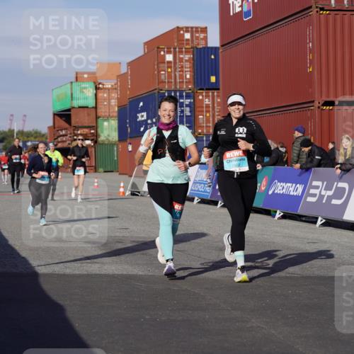 03.10.2025 - Köhlbrandbrückenlauf Michael Burmester http://msf.ph/oto/9025767 03.10.2025 10:28:57 Ziel 2035, 2177, 2263, 2264, 2375, 2492, 2845, 2922 meine-sportfotos.de