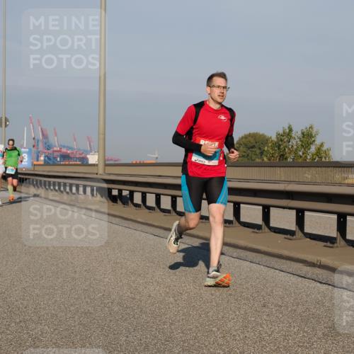 03.10.2025 - Köhlbrandbrückenlauf Fabian Wolf http://msf.ph/oto/9025794 03.10.2025 09:42:02 Position 3  meine-sportfotos.de