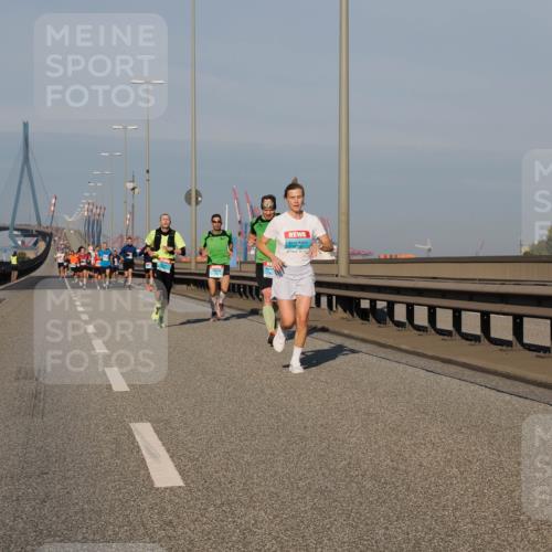 03.10.2025 - Köhlbrandbrückenlauf Fabian Wolf http://msf.ph/oto/9025832 03.10.2025 09:42:05 Position 3  meine-sportfotos.de