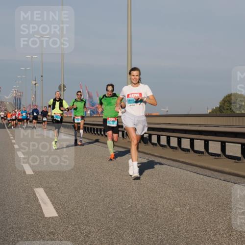 03.10.2025 - Köhlbrandbrückenlauf Fabian Wolf http://msf.ph/oto/9025853 03.10.2025 09:42:05 Position 3  meine-sportfotos.de