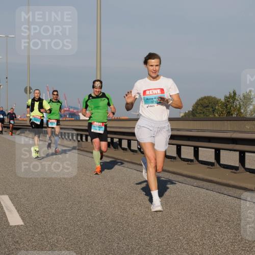 03.10.2025 - Köhlbrandbrückenlauf Fabian Wolf http://msf.ph/oto/9025875 03.10.2025 09:42:06 Position 3 2703, 3715 meine-sportfotos.de