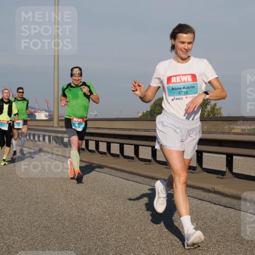 03.10.2025 - Köhlbrandbrückenlauf Fabian Wolf http://msf.ph/oto/9025888 03.10.2025 09:42:07 Position 3 3715 meine-sportfotos.de