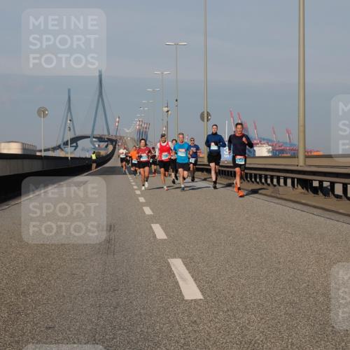 03.10.2025 - Köhlbrandbrückenlauf Fabian Wolf http://msf.ph/oto/9025966 03.10.2025 09:42:13 Position 3  meine-sportfotos.de