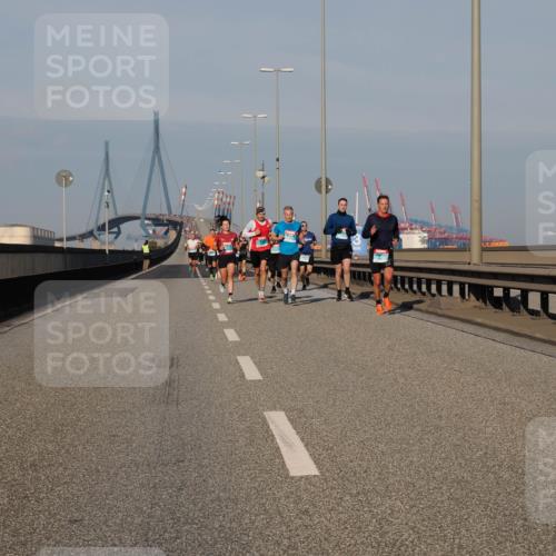03.10.2025 - Köhlbrandbrückenlauf Fabian Wolf http://msf.ph/oto/9025969 03.10.2025 09:42:13 Position 3  meine-sportfotos.de
