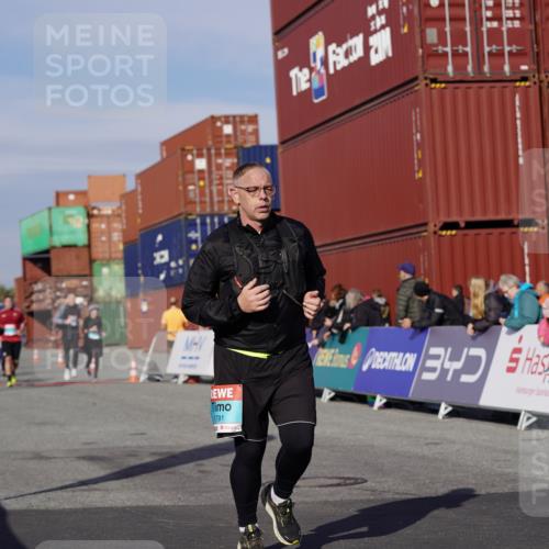 03.10.2025 - Köhlbrandbrückenlauf Michael Burmester http://msf.ph/oto/9026037 03.10.2025 10:29:26 Ziel 1791, 2534 meine-sportfotos.de
