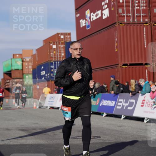 03.10.2025 - Köhlbrandbrückenlauf Michael Burmester http://msf.ph/oto/9026042 03.10.2025 10:29:26 Ziel 1791, 2534 meine-sportfotos.de