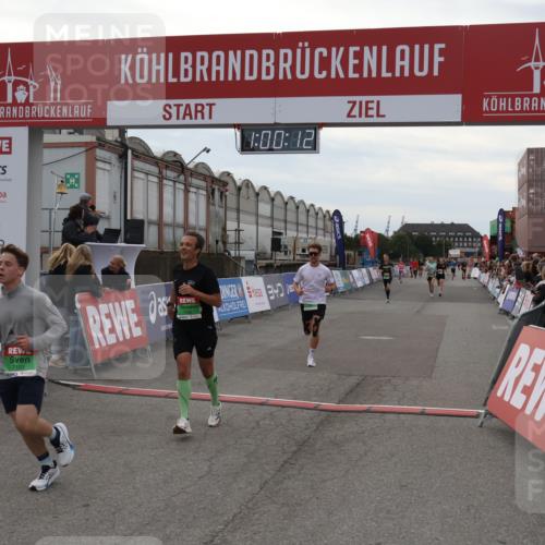 03.10.2025 - Köhlbrandbrückenlauf Julia Fischer http://msf.ph/oto/9026064 03.10.2025 16:00:12 Ziel 7103, 7106, 7329, 7598, 8783, 8915, 9314 meine-sportfotos.de