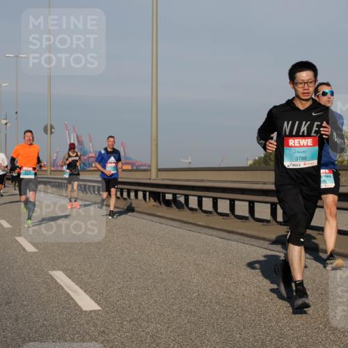 03.10.2025 - Köhlbrandbrückenlauf Fabian Wolf http://msf.ph/oto/9026174 03.10.2025 09:42:23 Position 3 3789, 040 meine-sportfotos.de