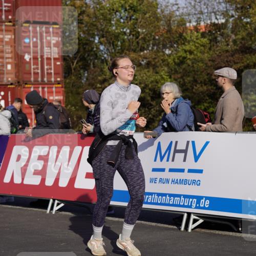 03.10.2025 - Köhlbrandbrückenlauf Michael Burmester http://msf.ph/oto/9026240 03.10.2025 10:29:45 Ziel 1552, 1704, 2047, 2286, 2348, 2624, 2633, 3256, 3729 meine-sportfotos.de
