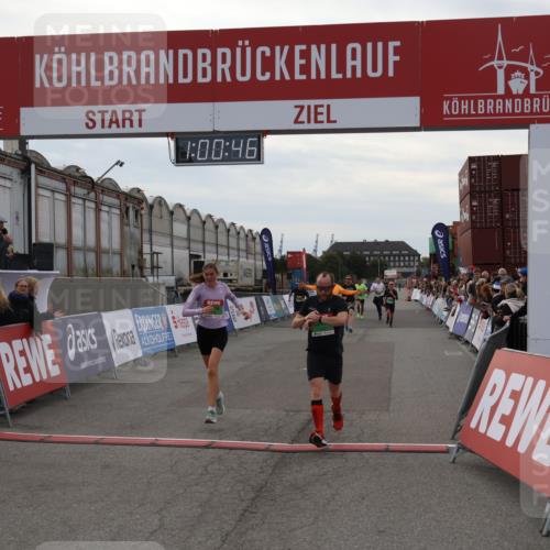 03.10.2025 - Köhlbrandbrückenlauf Julia Fischer http://msf.ph/oto/9026348 03.10.2025 16:00:46 Ziel 7189, 7223, 7259, 7327, 7561, 7584, 7600, 7818, 8811, 8940, 9568 meine-sportfotos.de