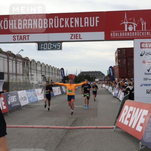 03.10.2025 - Köhlbrandbrückenlauf Julia Fischer http://msf.ph/oto/9026383 03.10.2025 16:00:49 Ziel 7189, 7223, 7259, 7522, 7561, 7584, 7600, 7818, 8811, 8883, 8940, 9568 meine-sportfotos.de