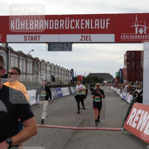 03.10.2025 - Köhlbrandbrückenlauf Julia Fischer http://msf.ph/oto/9026430 03.10.2025 16:00:52 Ziel 7189, 7223, 7259, 7522, 7561, 7584, 7600, 8676, 8811, 8883, 8940, 9736 meine-sportfotos.de