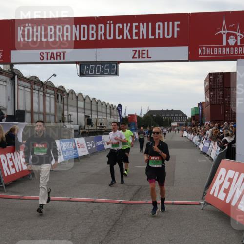 03.10.2025 - Köhlbrandbrückenlauf Julia Fischer http://msf.ph/oto/9026440 03.10.2025 16:00:53 Ziel 7189, 7223, 7259, 7522, 7561, 7584, 7600, 8676, 8811, 8883, 8940, 9736 meine-sportfotos.de