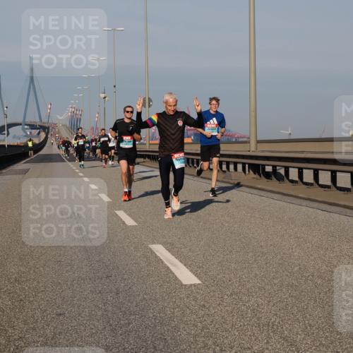 03.10.2025 - Köhlbrandbrückenlauf Fabian Wolf http://msf.ph/oto/9026464 03.10.2025 09:42:36 Position 3  meine-sportfotos.de