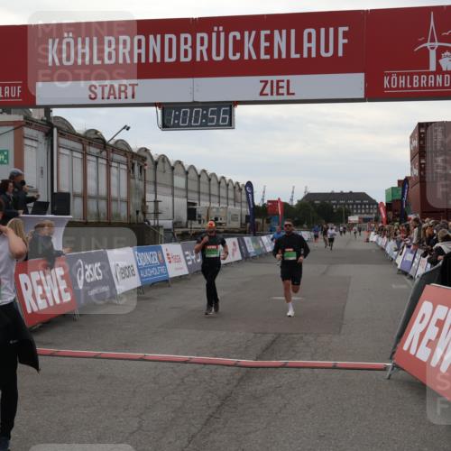 03.10.2025 - Köhlbrandbrückenlauf Julia Fischer http://msf.ph/oto/9026490 03.10.2025 16:00:57 Ziel 7223, 7294, 7522, 7561, 7584, 7600, 8676, 8883, 8940, 9736 meine-sportfotos.de