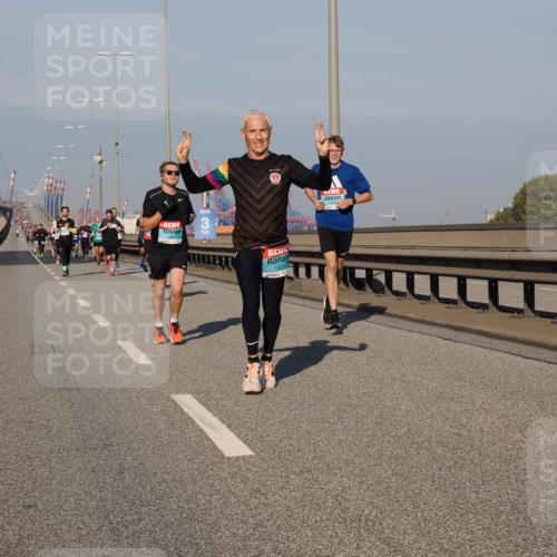 03.10.2025 - Köhlbrandbrückenlauf Fabian Wolf http://msf.ph/oto/9026498 03.10.2025 09:42:37 Position 3 1020 meine-sportfotos.de