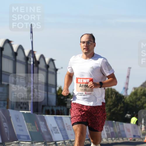 03.10.2025 - Köhlbrandbrückenlauf Luisa Fischer http://msf.ph/oto/9026533 03.10.2025 12:55:10 Ziel 5765, 6130, 6410 meine-sportfotos.de