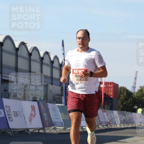 03.10.2025 - Köhlbrandbrückenlauf Luisa Fischer http://msf.ph/oto/9026540 03.10.2025 12:55:11 Ziel 5765, 6130, 6410 meine-sportfotos.de