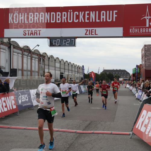03.10.2025 - Köhlbrandbrückenlauf Julia Fischer http://msf.ph/oto/9026642 03.10.2025 16:01:27 Ziel 7266, 7282, 7320, 7342, 7364, 7372, 7965, 8807, 9129, 9346 meine-sportfotos.de