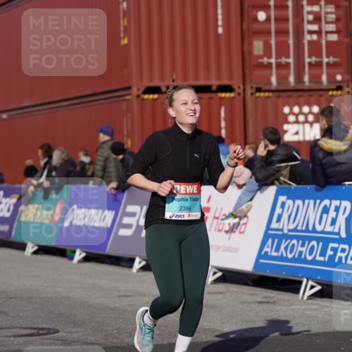 03.10.2025 - Köhlbrandbrückenlauf Michael Burmester http://msf.ph/oto/9026775 03.10.2025 10:30:25 Ziel 2037, 2342, 2343, 2386, 2533, 2554, 3129 meine-sportfotos.de