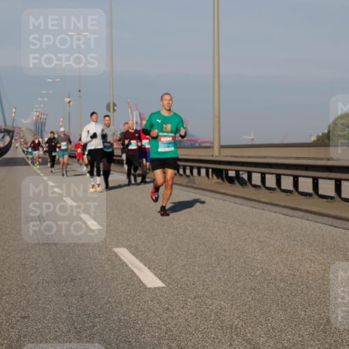03.10.2025 - Köhlbrandbrückenlauf Fabian Wolf http://msf.ph/oto/9026779 03.10.2025 09:42:49 Position 3  meine-sportfotos.de