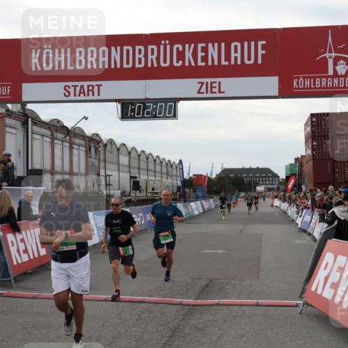 03.10.2025 - Köhlbrandbrückenlauf Julia Fischer http://msf.ph/oto/9026810 03.10.2025 16:02:00 Ziel 7204, 9145, 9192, 9324 meine-sportfotos.de