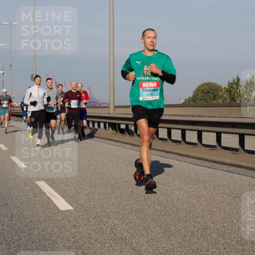03.10.2025 - Köhlbrandbrückenlauf Fabian Wolf http://msf.ph/oto/9026823 03.10.2025 09:42:50 Position 3 3185 meine-sportfotos.de
