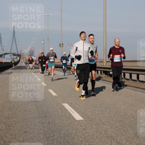 03.10.2025 - Köhlbrandbrückenlauf Fabian Wolf http://msf.ph/oto/9026877 03.10.2025 09:42:52 Position 3 1069, 3834 meine-sportfotos.de