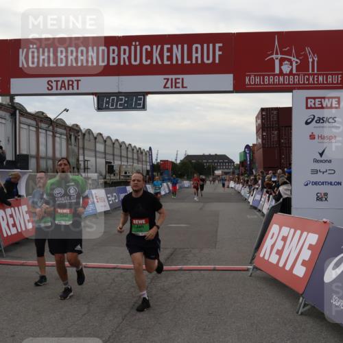 03.10.2025 - Köhlbrandbrückenlauf Julia Fischer http://msf.ph/oto/9026899 03.10.2025 16:02:13 Ziel 7115, 7160, 7299, 8049, 8509, 8988, 9115 meine-sportfotos.de