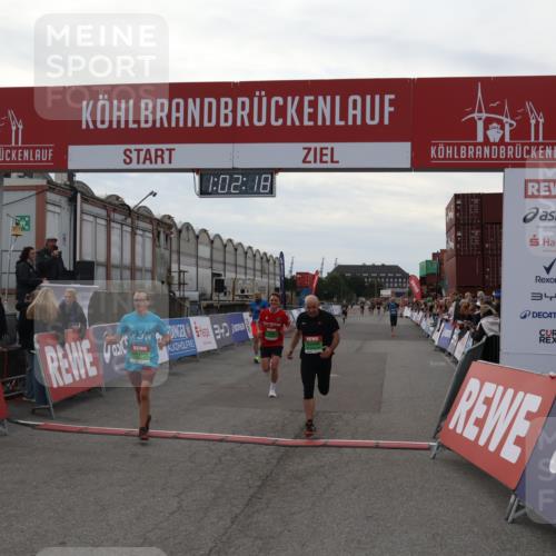 03.10.2025 - Köhlbrandbrückenlauf Julia Fischer http://msf.ph/oto/9026933 03.10.2025 16:02:18 Ziel 7115, 7160, 7171, 8049, 8509, 8988, 9115 meine-sportfotos.de