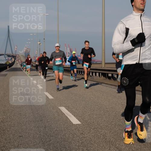 03.10.2025 - Köhlbrandbrückenlauf Fabian Wolf http://msf.ph/oto/9026934 03.10.2025 09:42:54 Position 3 3491, 1069 meine-sportfotos.de