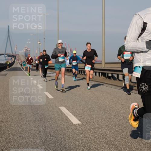 03.10.2025 - Köhlbrandbrückenlauf Fabian Wolf http://msf.ph/oto/9026939 03.10.2025 09:42:54 Position 3  meine-sportfotos.de