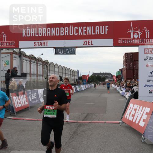 03.10.2025 - Köhlbrandbrückenlauf Julia Fischer http://msf.ph/oto/9026944 03.10.2025 16:02:20 Ziel 7115, 7160, 7171, 8049, 8509, 8988, 9115, 9409 meine-sportfotos.de