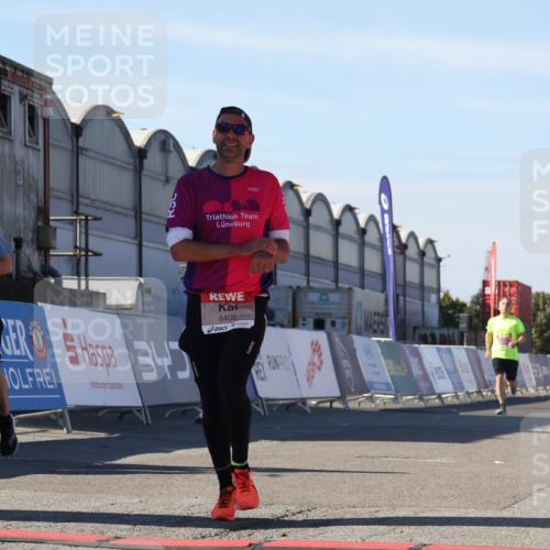 03.10.2025 - Köhlbrandbrückenlauf Luisa Fischer http://msf.ph/oto/9027031 03.10.2025 12:56:31 Ziel 4028, 4054, 4096, 4166, 4170, 4231, 4478, 6266, 6408, 6769 meine-sportfotos.de