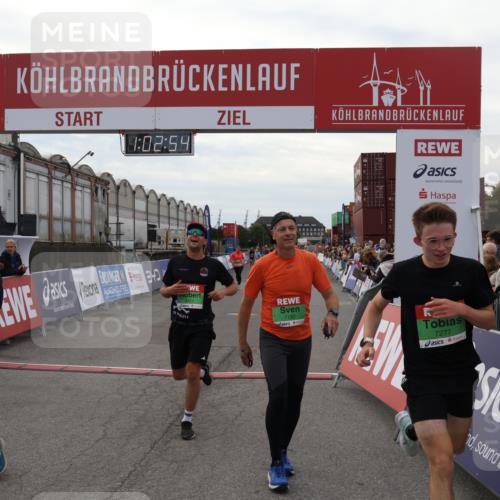 03.10.2025 - Köhlbrandbrückenlauf Julia Fischer http://msf.ph/oto/9027086 03.10.2025 16:02:54 Ziel 7099, 7102, 7180, 7277, 7278, 7386, 8048, 9511, 9595, 9670 meine-sportfotos.de