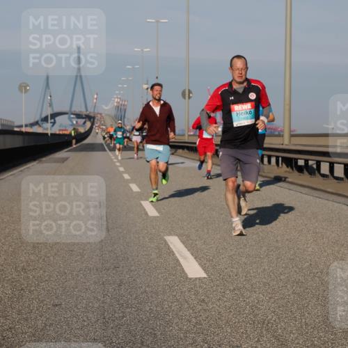03.10.2025 - Köhlbrandbrückenlauf Fabian Wolf http://msf.ph/oto/9027121 03.10.2025 09:43:01 Position 3 3402 meine-sportfotos.de