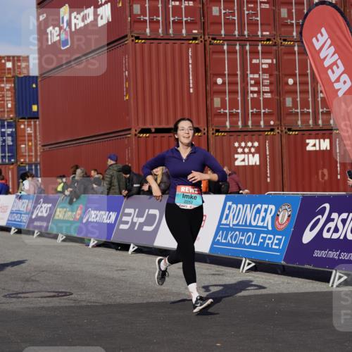 03.10.2025 - Köhlbrandbrückenlauf Michael Burmester http://msf.ph/oto/9027154 03.10.2025 10:30:52 Ziel 2252, 2388, 2536, 2900, 3478, 3479, 3510 meine-sportfotos.de