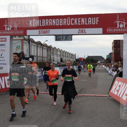 03.10.2025 - Köhlbrandbrückenlauf Julia Fischer http://msf.ph/oto/9027190 03.10.2025 16:03:10 Ziel 7016, 7125, 7231, 7265, 7290, 7300, 7673, 7721, 7923, 8994, 9023, 9294, 9569, 9570, 9619, 9657 meine-sportfotos.de