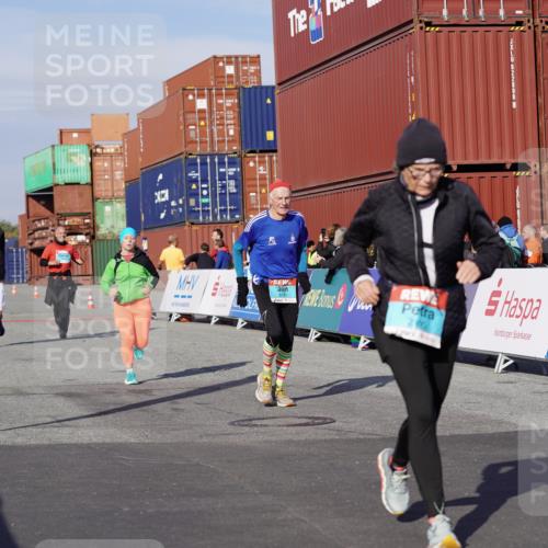03.10.2025 - Köhlbrandbrückenlauf Michael Burmester http://msf.ph/oto/9027235 03.10.2025 10:30:59 Ziel 1763, 2468, 2900, 3510, 3664 meine-sportfotos.de