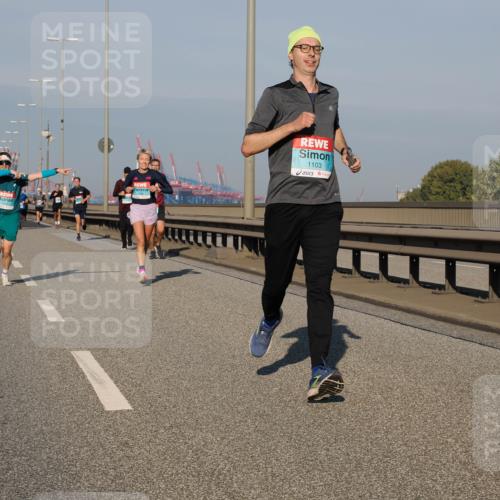 03.10.2025 - Köhlbrandbrückenlauf Fabian Wolf http://msf.ph/oto/9027358 03.10.2025 09:43:08 Position 3 1103 meine-sportfotos.de