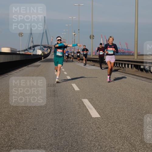 03.10.2025 - Köhlbrandbrückenlauf Fabian Wolf http://msf.ph/oto/9027364 03.10.2025 09:43:09 Position 3  meine-sportfotos.de