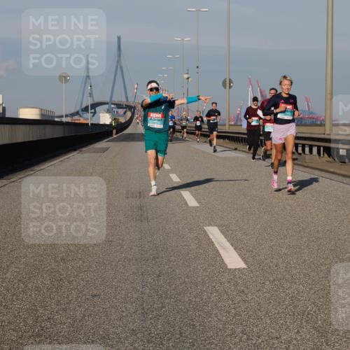 03.10.2025 - Köhlbrandbrückenlauf Fabian Wolf http://msf.ph/oto/9027381 03.10.2025 09:43:09 Position 3  meine-sportfotos.de