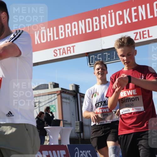 03.10.2025 - Köhlbrandbrückenlauf Luisa Fischer http://msf.ph/oto/9027410 03.10.2025 12:57:16 Ziel 4080, 4150, 4186, 4251, 5699, 5898, 5926, 6015, 6629, 6819 meine-sportfotos.de