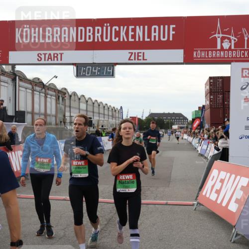 03.10.2025 - Köhlbrandbrückenlauf Julia Fischer http://msf.ph/oto/9027547 03.10.2025 16:04:14 Ziel 7281, 7297, 7392, 7451, 7466, 7599, 7611, 7798, 8082, 9149, 9306, 9377, 9562, 9618 meine-sportfotos.de